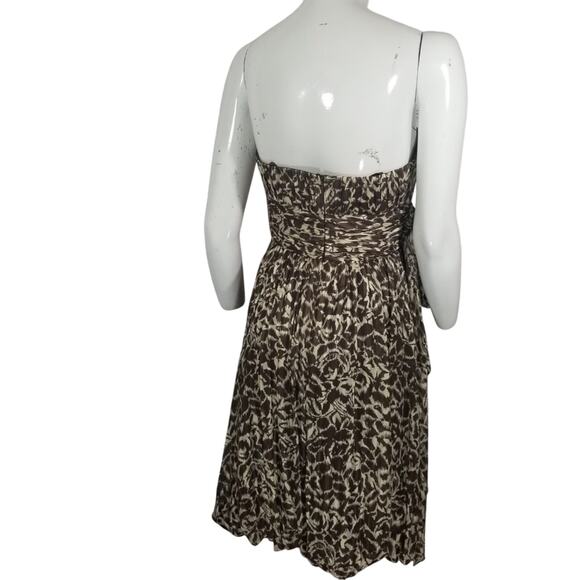 MaxAzria 100% Silk Strapless Dress w/ bow animal print Women's size 2 - Picture 5 of 7